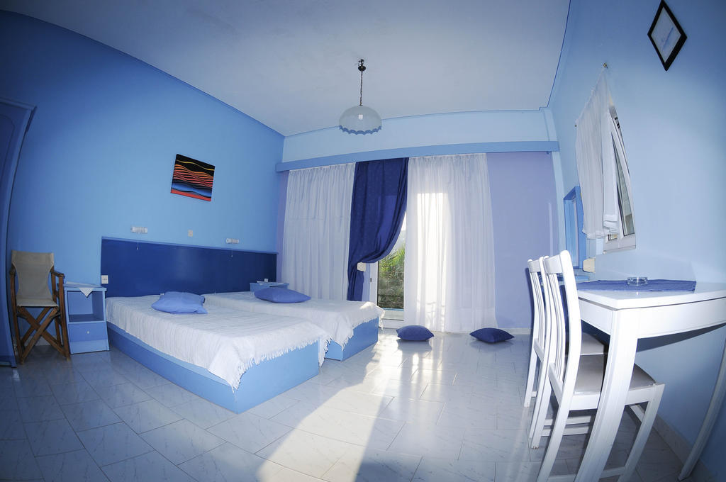Efstathia Hotel Xirokambos  外观 照片