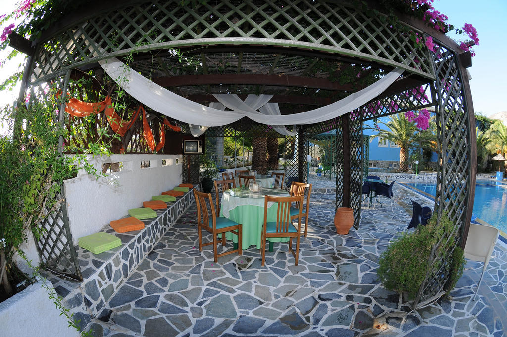 Efstathia Hotel Xirokambos  外观 照片