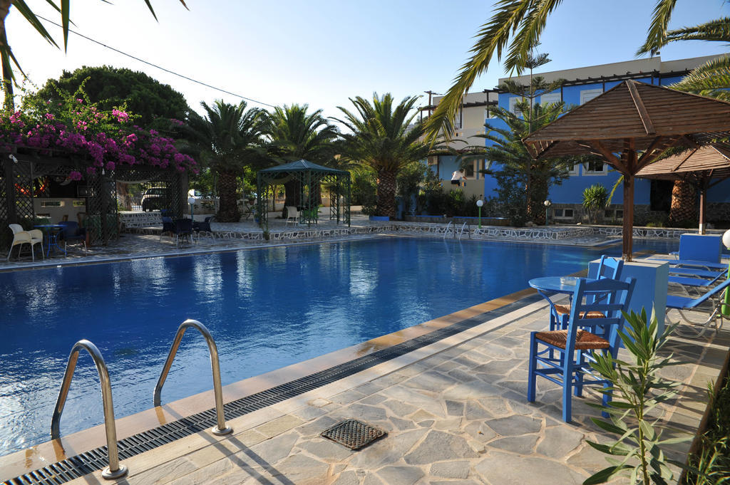 Efstathia Hotel Xirokambos  外观 照片