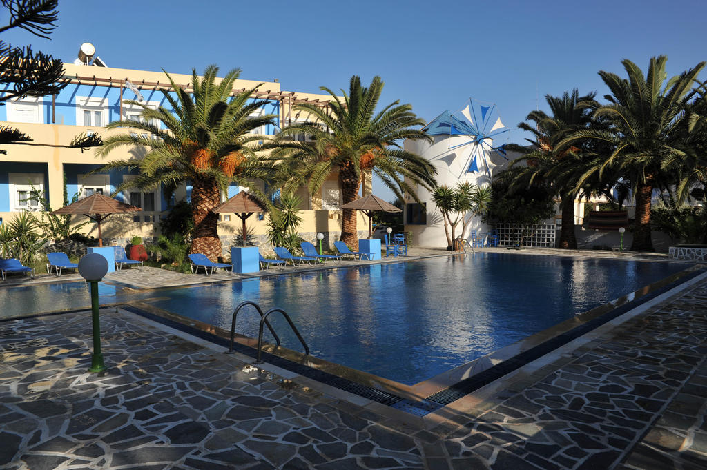 Efstathia Hotel Xirokambos  外观 照片