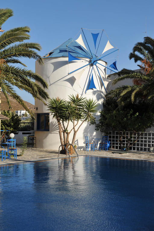 Efstathia Hotel Xirokambos  外观 照片